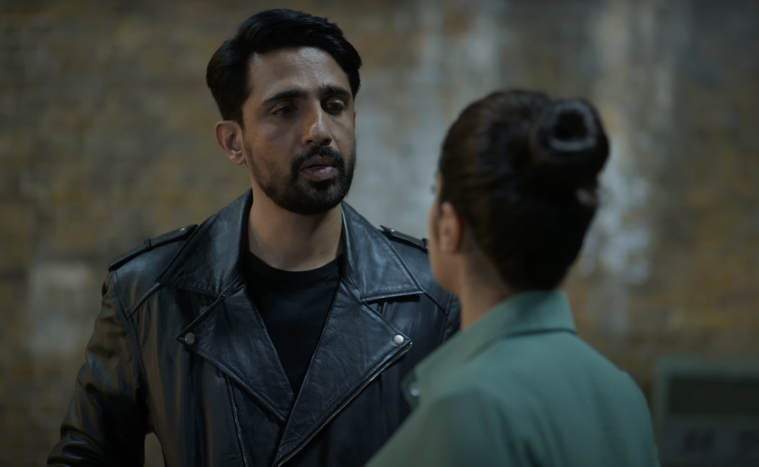 Gulshan Devaiand and Janhvi Kapoor in Ulajh (2024)
